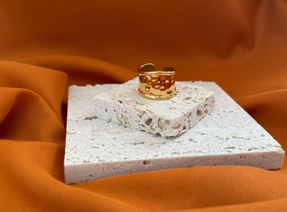 Gaura Ring