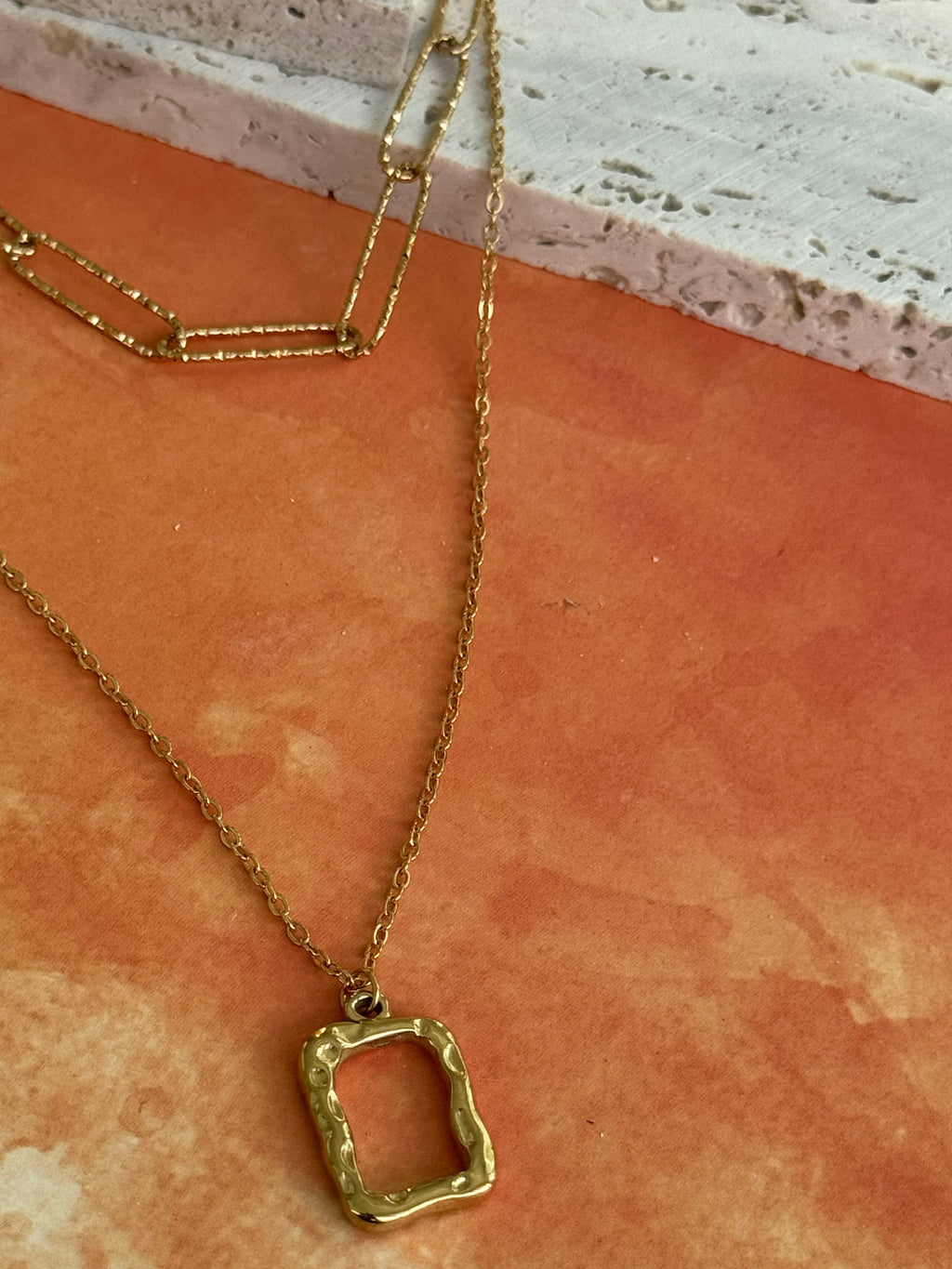 Elara Chain Necklace