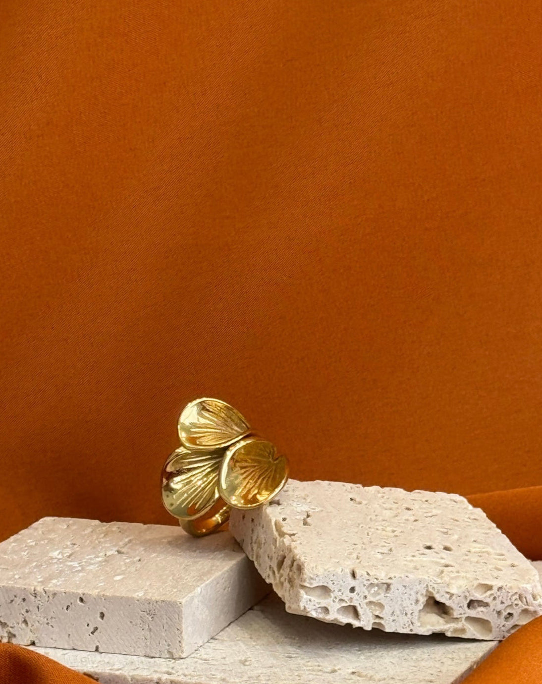 Lirio Ring