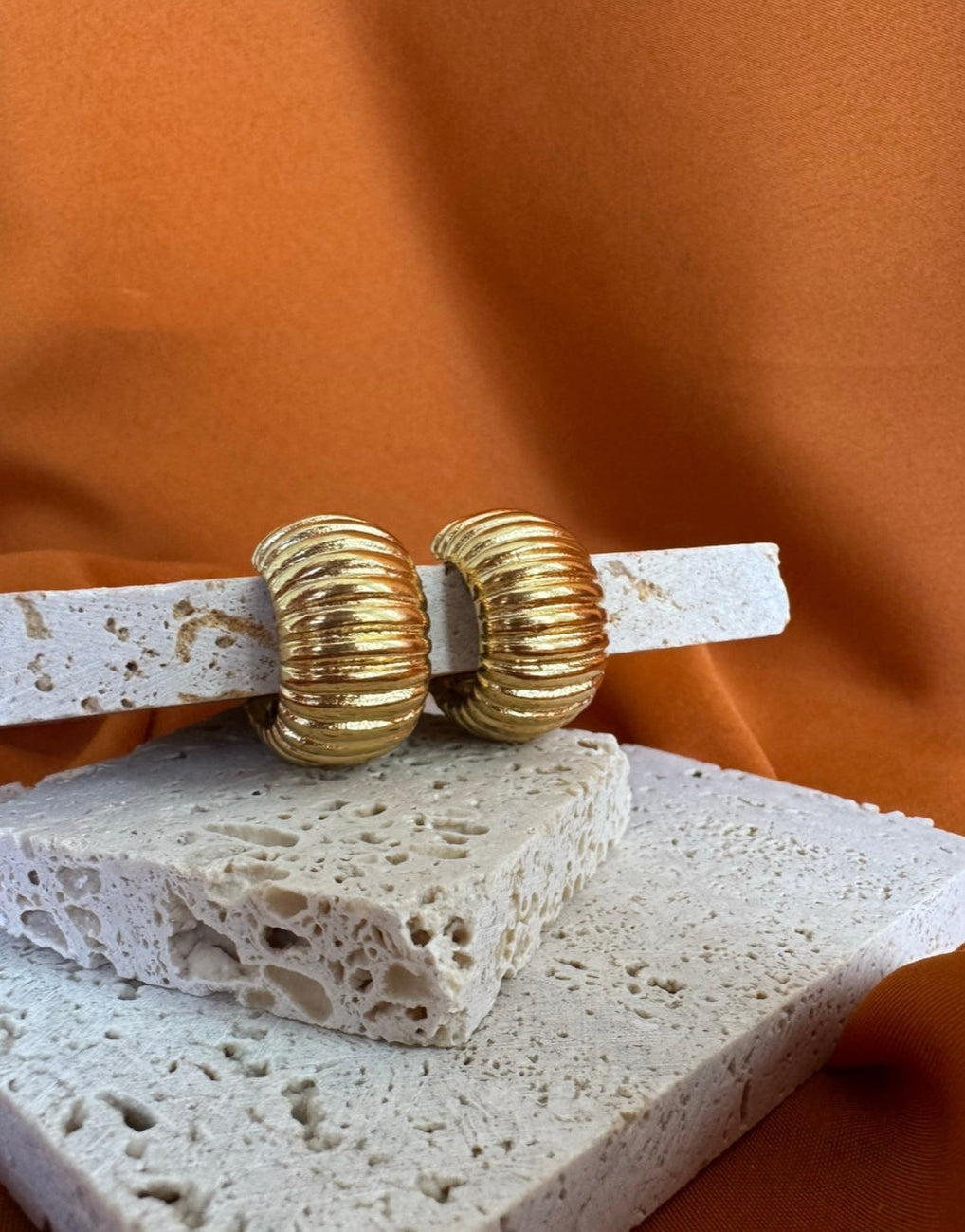 Asterial Hoops